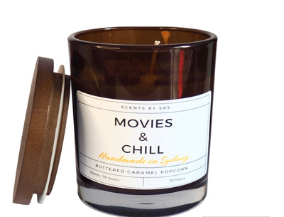 Caramel buttered popcorn scented candle close up