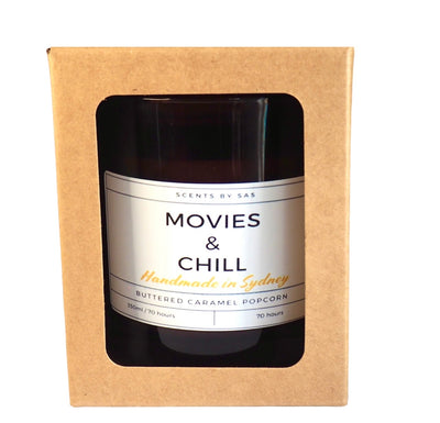 Caramel buttered popcorn scented candle close up